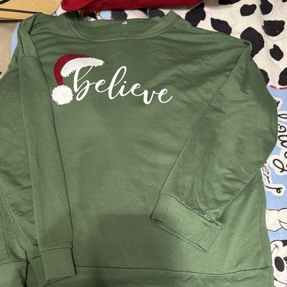 SHEIN Green 'Believe' Sweatshirt